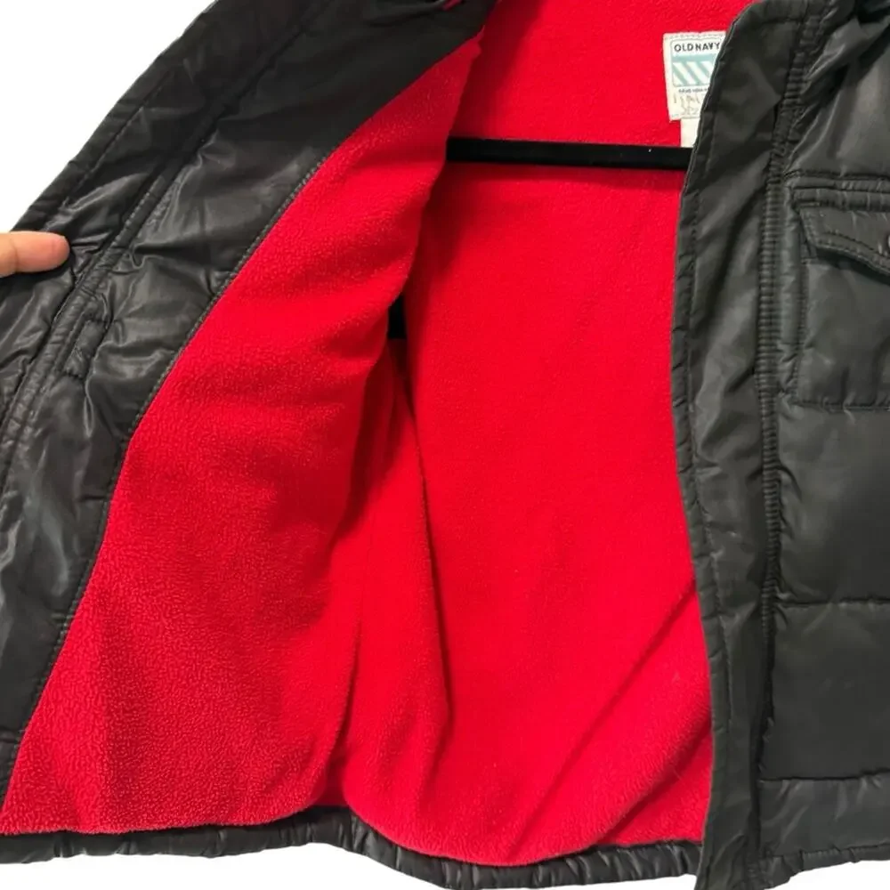 Old Navy Hooded Puffer Jacket with Bright Red Interior Black Size 3T